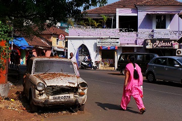 Travel Scientists adventure rally India's Cup Hindustan Ambassador wreck race drive Amby in India